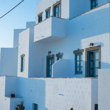 Santorini With Hot Tub Grikos Bay (Patmos)